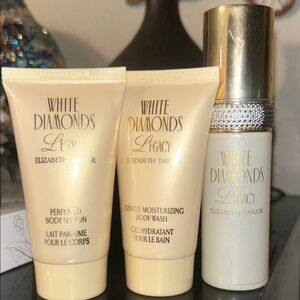Elizabeth Taylor White Diamonds Legacy Body Wash - Gold and Cream